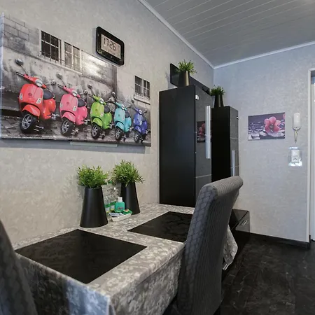 アパート Viktera Modernes Mitten In Der Stadt Und Doch Sehr Ruhig Zu Therme 2 Minuten